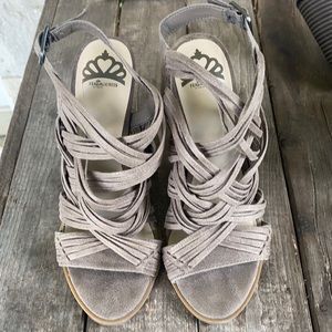 Fergalicious tanish gray wedges Sz 8